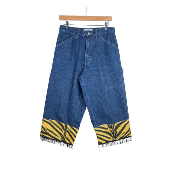 Austin Clothing Co. Denim - Austin Clothing Co. Wide Leg Cropped Jeans‎ with Tiger Print Accen size 6 Blue